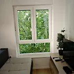 Providenca With Free Parking Apartment