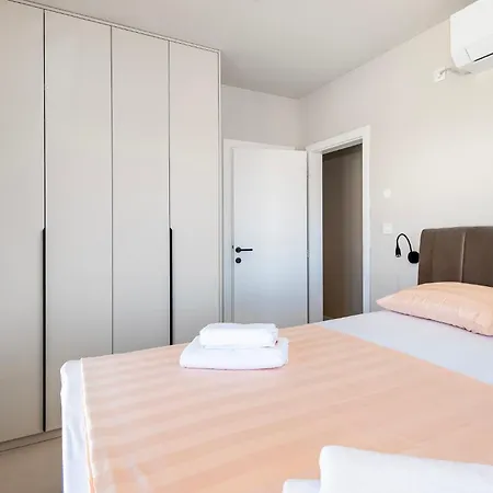 Providenca Apartment *