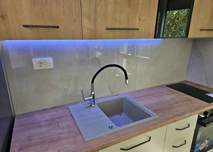 Providenca Apartman *